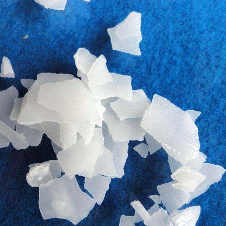 Voedselvrije natriumhydroxide 25 kg/zak Cas nr. 1310 73 2 Kaustische frisdrankvlokken